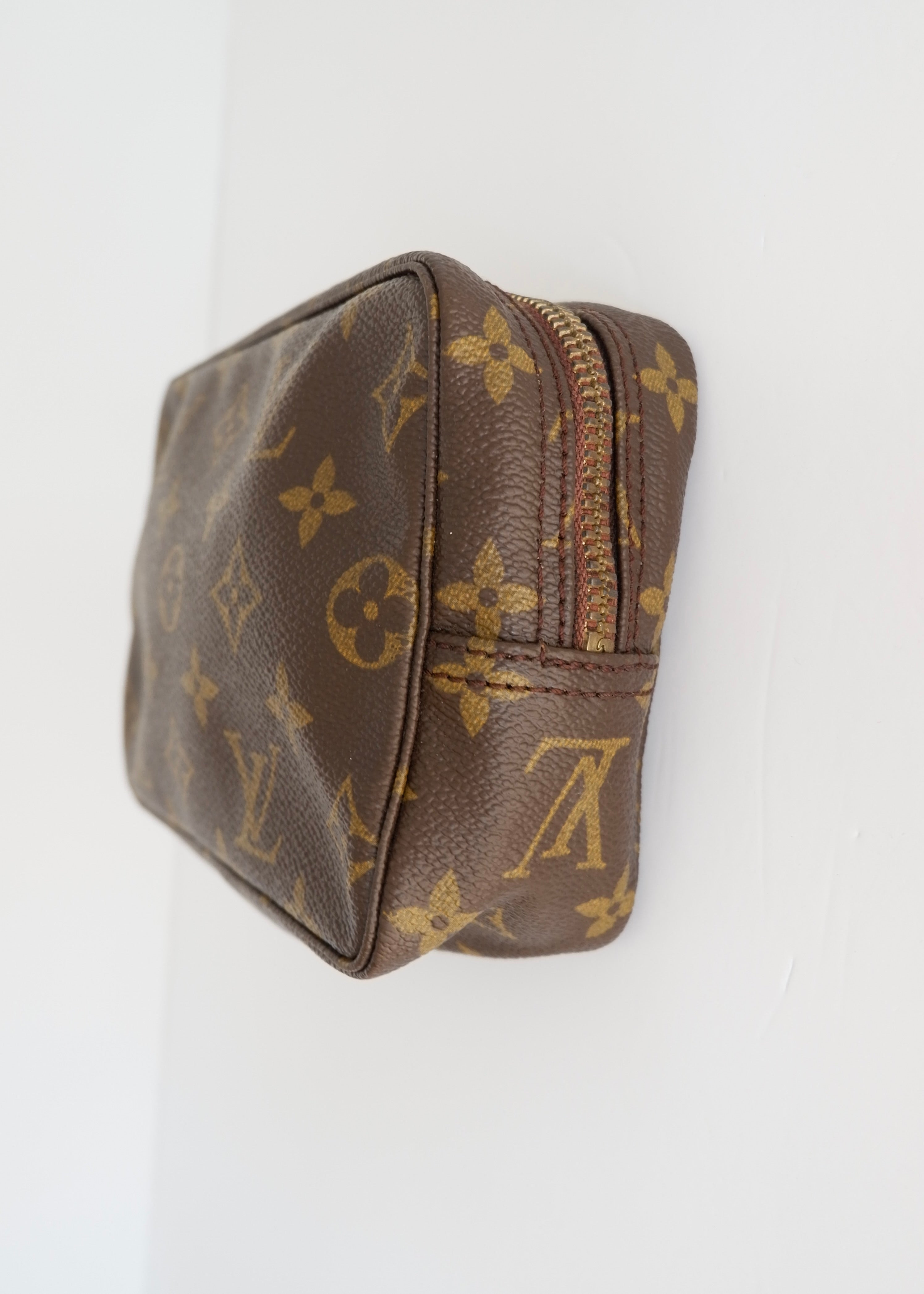 Preowned Louis Vuitton Monogram Cosmetic Pouch