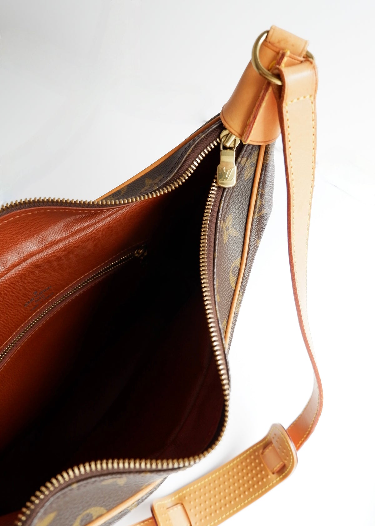 Preowned Louis Vuitton Monogram Boulogne 30 Shoulder Bag