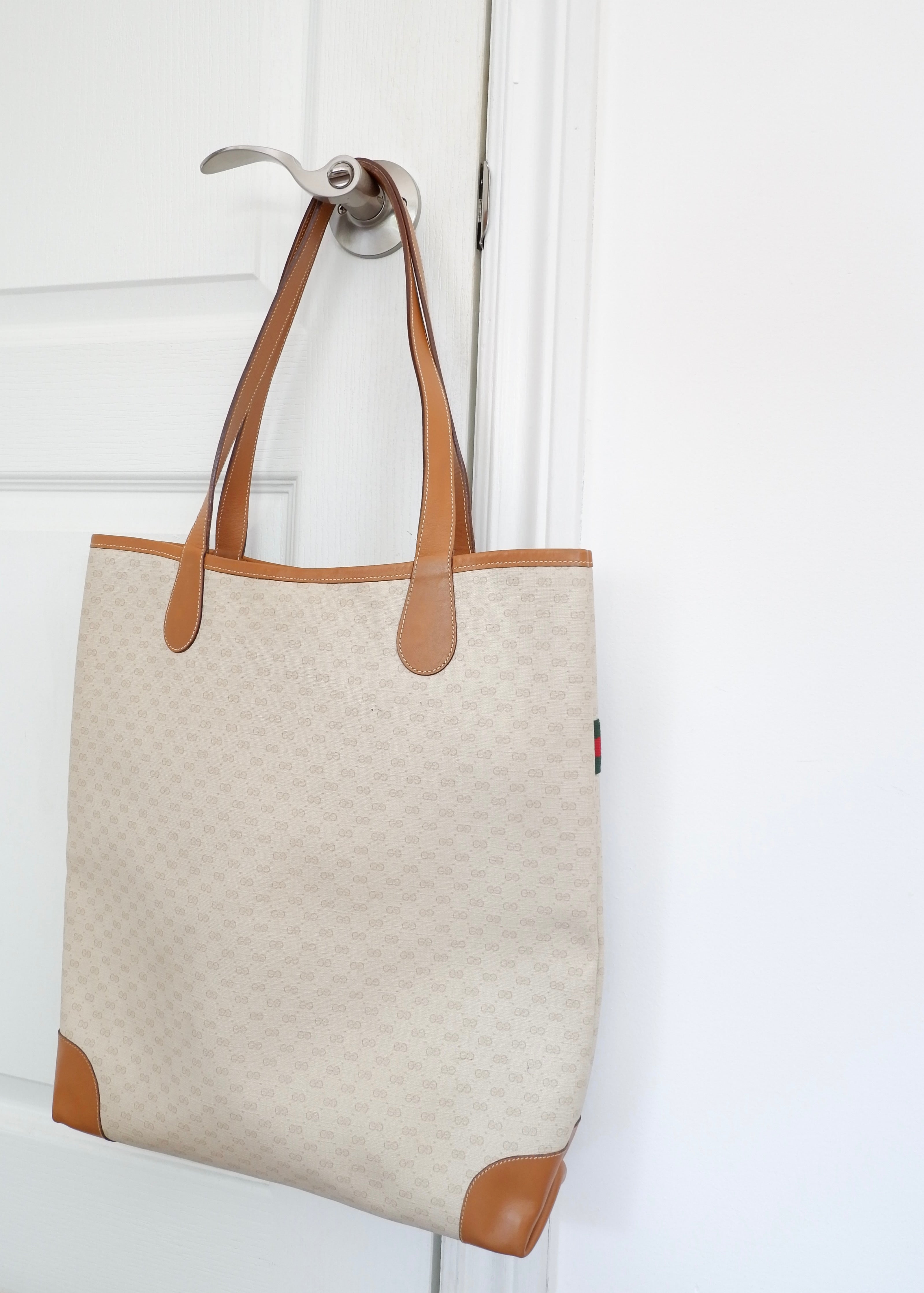 Sac cabas Gucci vintage authentique d'occasion à imprimé GG