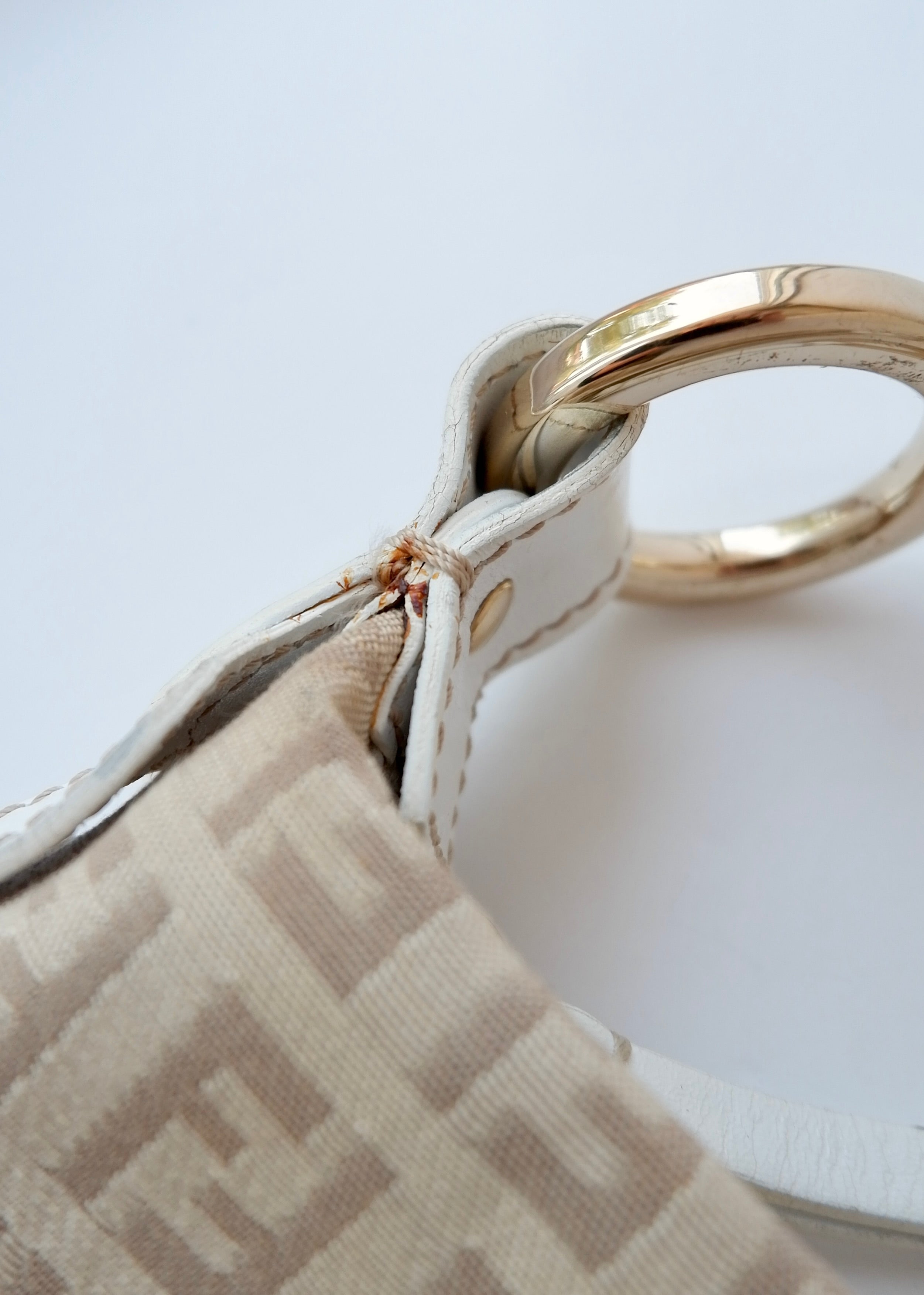 Preowned Vintage Fendi White Leather Beige Canvas Zucchino Shoulder Bag