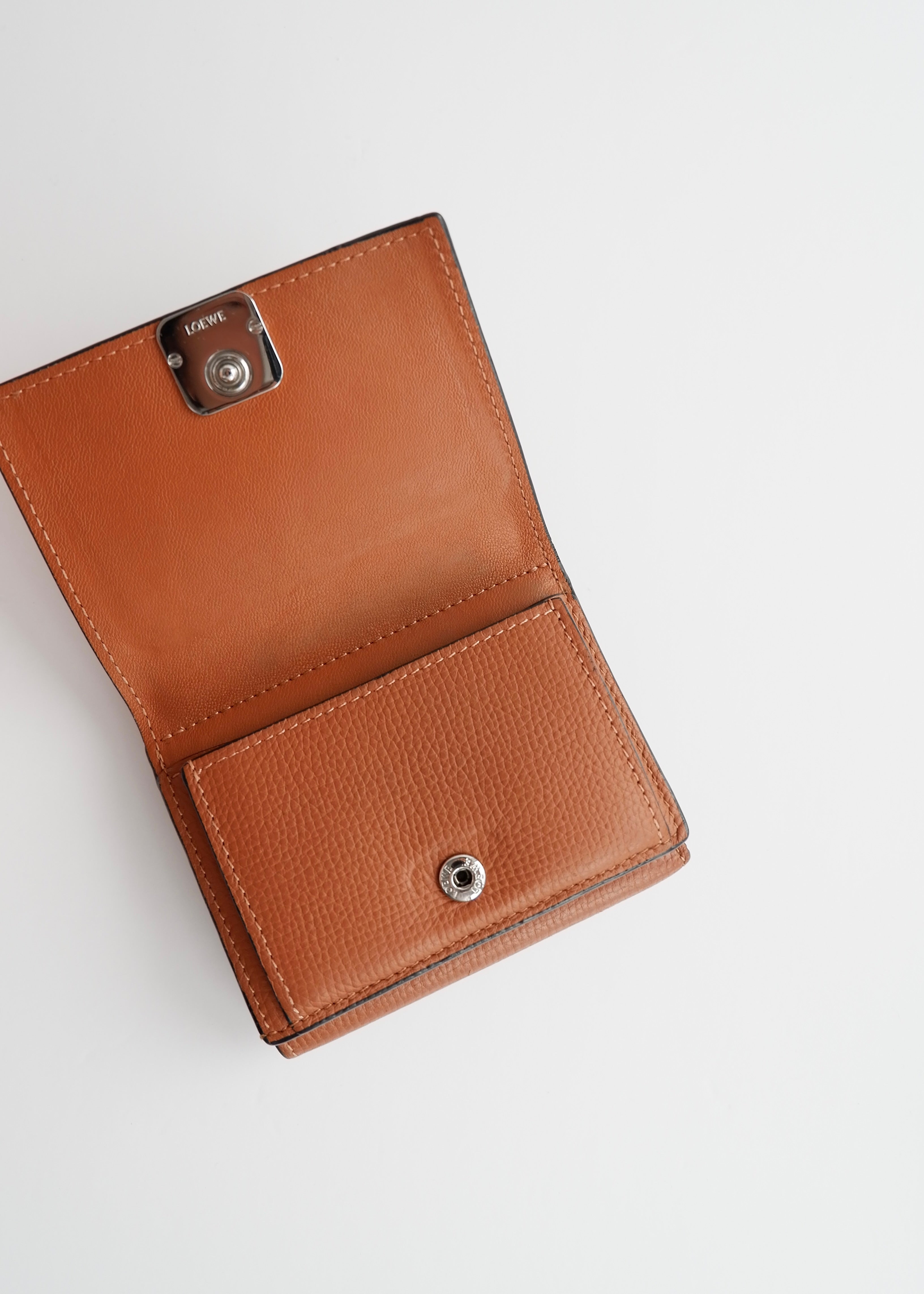 Authentic Preowned Loewe Brown Leather Bi-Fold Wallet