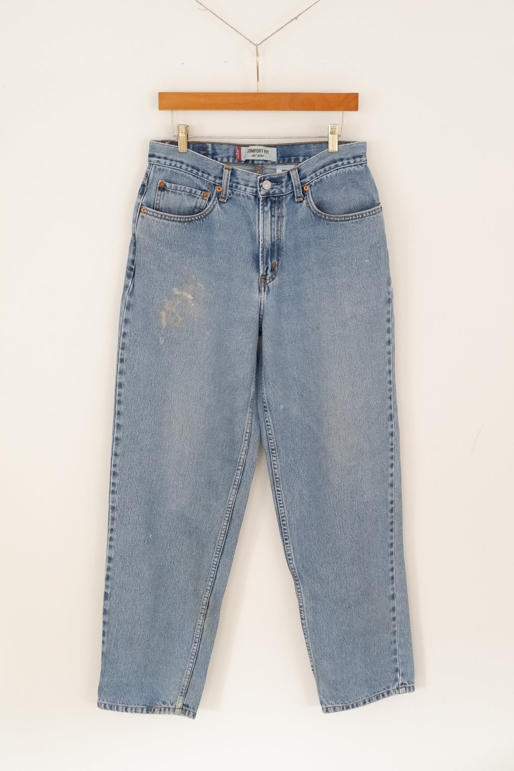 Levis 560 Medium Wash Comfort Fit Jeans - 31