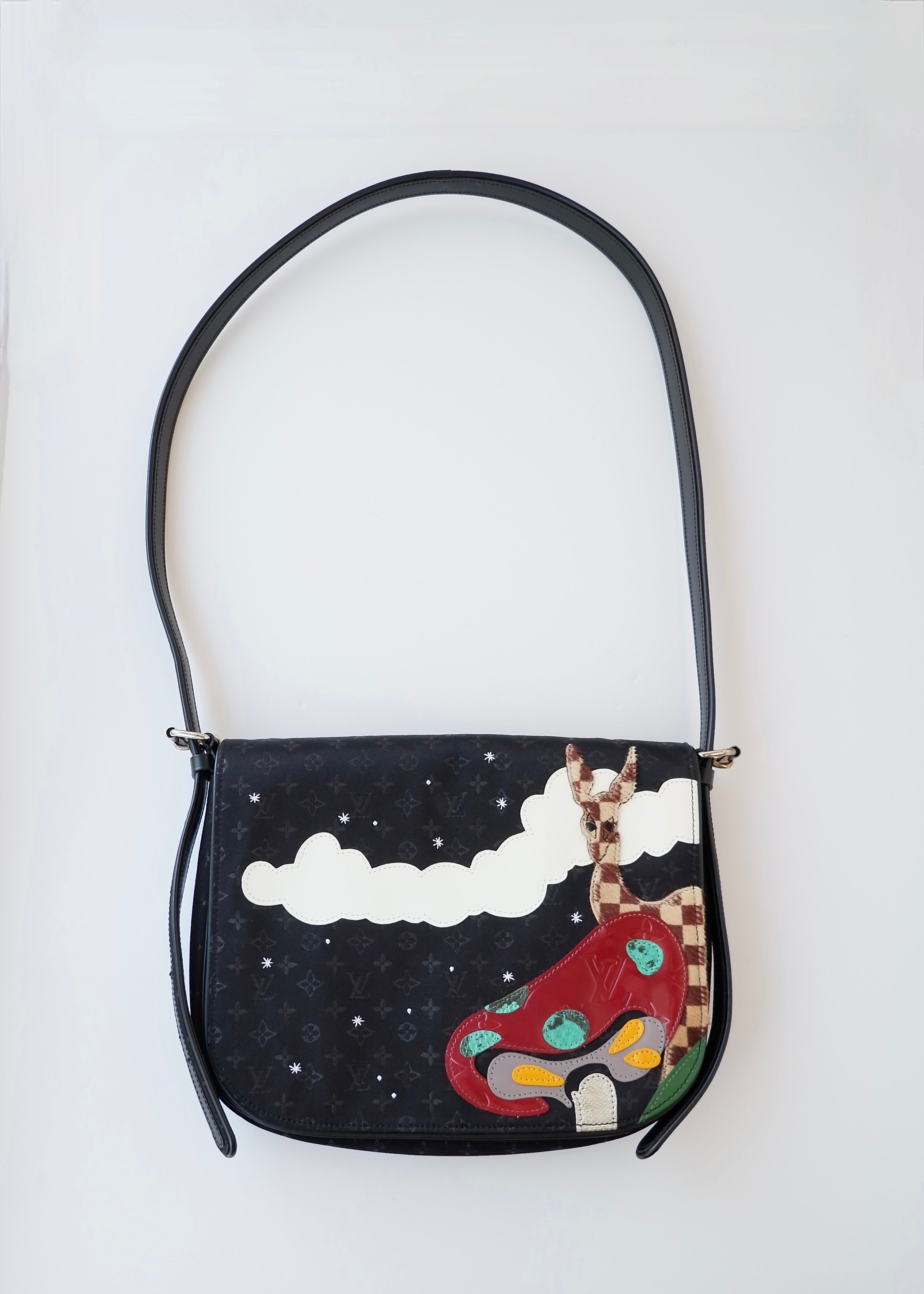 Preowned Louis Vuitton Limited Edition Conte de Fees Musette Bag