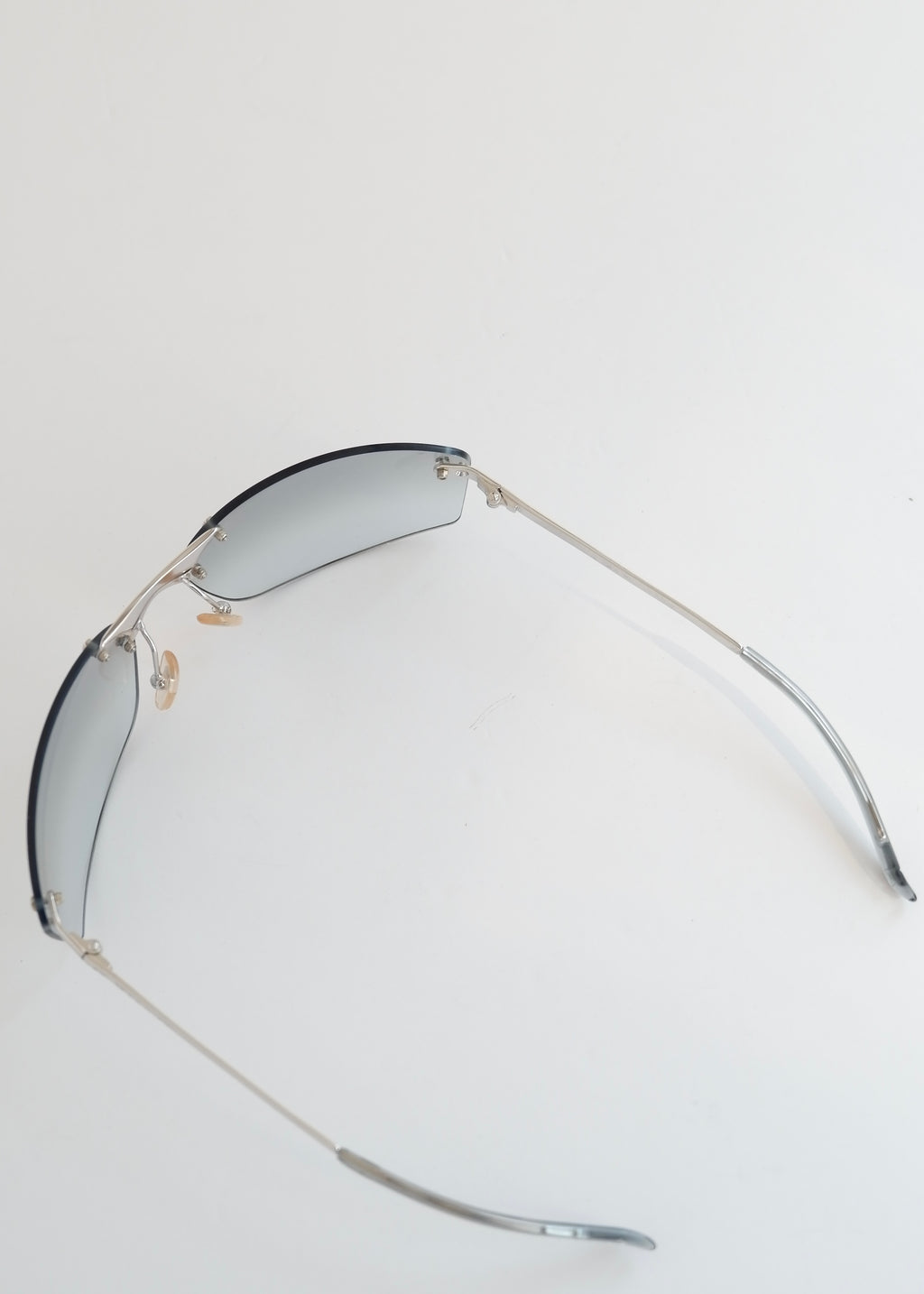 Authentiques Lunettes de Soleil Dior Étoile à Monture Carrée Argentée d'Occasion