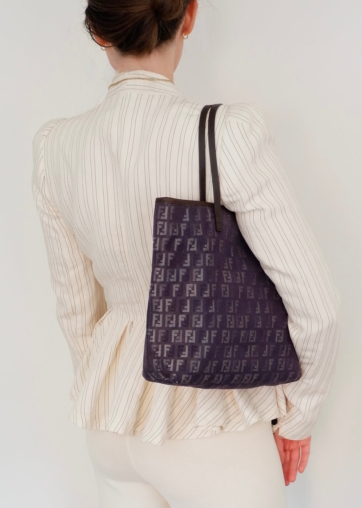 Preowned Fendi Navy Zucchino Denim/Leather Shoulder Tote